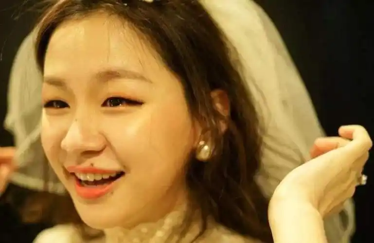 这位小眼睛的女星就格外抢镜!