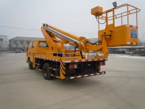 江铃直臂16米原装进口吊篮带旋转高空作业车