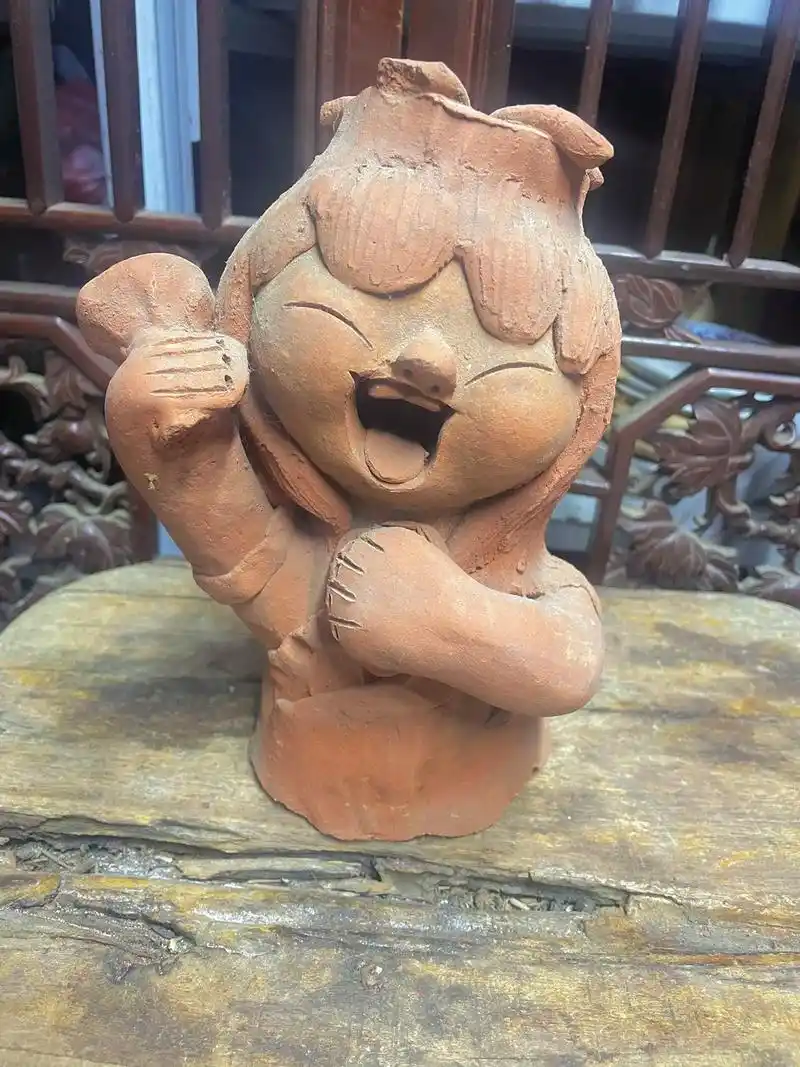 手工陶艺人物创意泥人  陶土娃娃人物陶瓷娃  陶人泥塑摆件 - 抖音