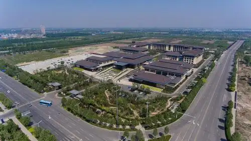 潍坊蓝海大饭店招聘平面设计美工一位.