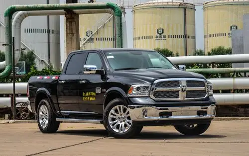 道奇公羊长角号ram1500另辟自己新天地!感受美式自由与奔