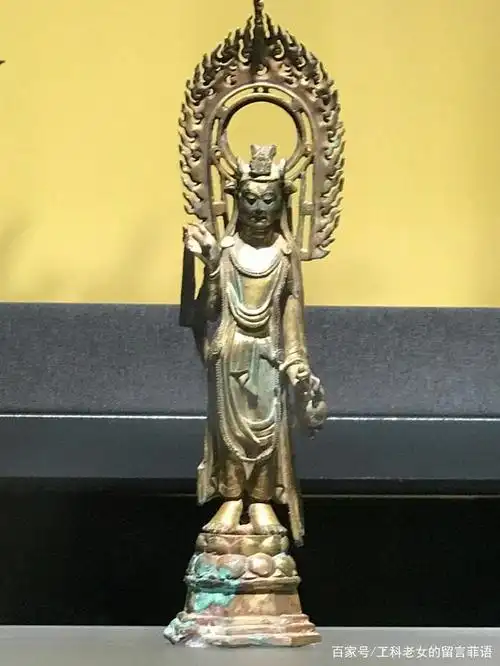 鎏金观音菩萨铜像,1960年西安市西郊出土,陕西历史博物馆藏