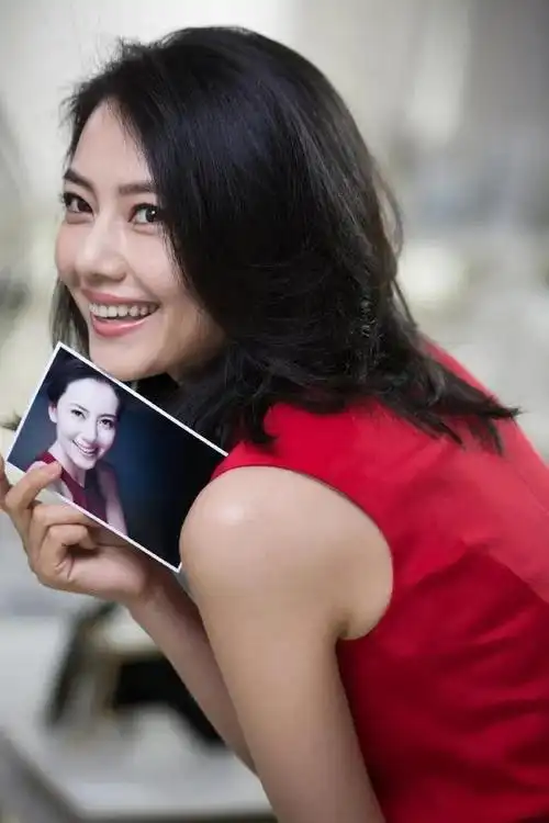 美女明星:高圆圆_网易订阅