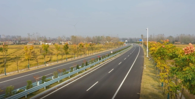 将充分拓展淮安区北部发展空间,优化淮安涟水机场周边干线公路交通