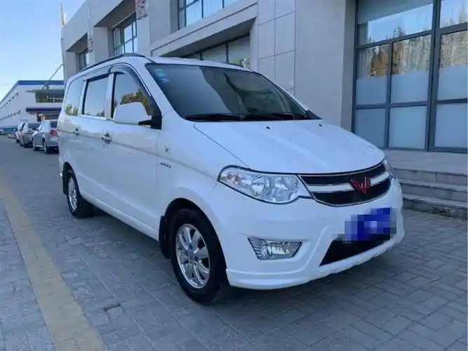 13款五菱宏光s12l舒适型上牌时间15年4月35万公里只卖17万这个车有没