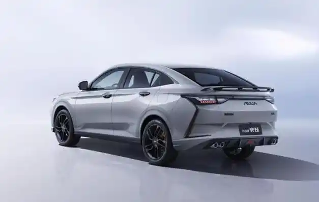 为年轻人量身打造24款东风风神奕炫上市动感十足