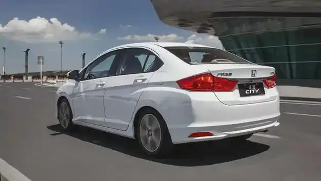 e汽车新款本田锋范官图曝光