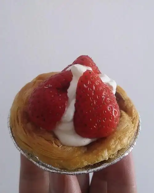 空气炸锅草莓蛋挞