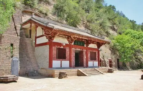 【钟山石窟·石泓寺石窟】