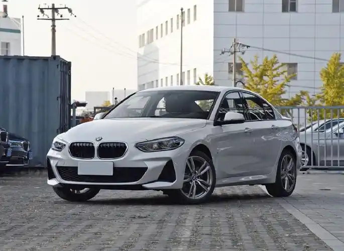 99元享1838万购华晨宝马宝马1系2020款125i领先型m运动低首付低利息