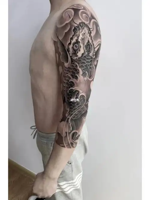 鲤鱼图片花臂,鲤鱼花臂半臂