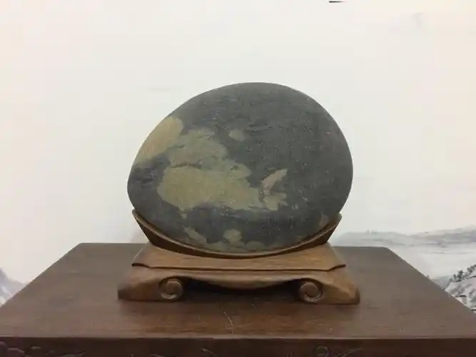 吴家奇石底座工艺,专业底座设计,风格独特,欢迎师友们来石定制!