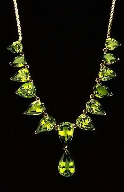 they have a total weight of 30.