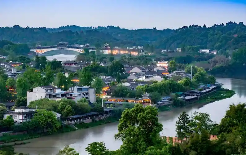 成都起名大师谢咏谈~成都最著名的景点有哪些