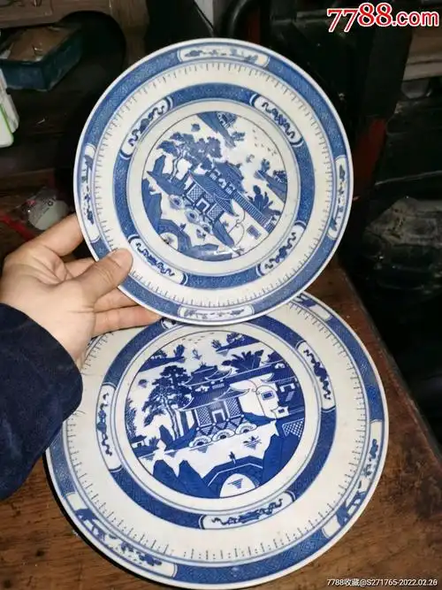 老景德镇青花梧桐盘两个