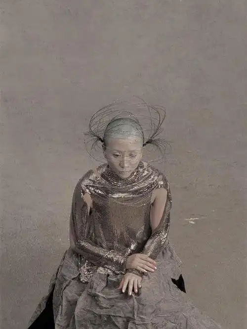 例外服饰女设计师马可个人作品无用(11)_时尚_中国时尚品牌网