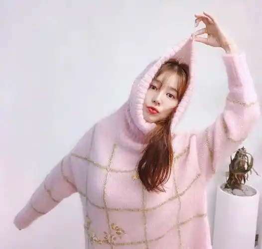 原创37岁的尹恩惠秀出美照穿的很粉美平刘海大卧蚕但还是老了