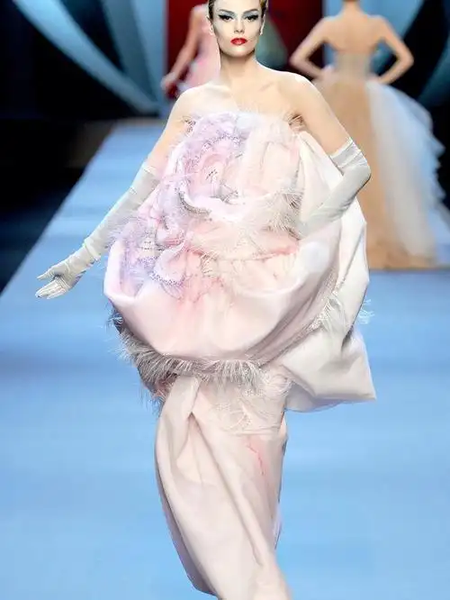 海盗爷经典秀场  #约翰加利亚诺  #dior