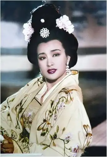 1995年版本《武则天》剧照 :刘晓庆版武媚娘