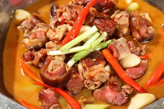 腊排骨火锅图片