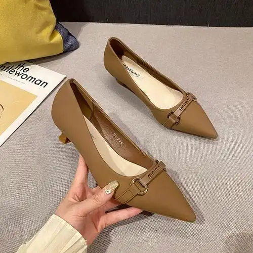 搭扣细跟单鞋2023春秋季浅口尖头低跟女新款mapleye不累脚低跟鞋