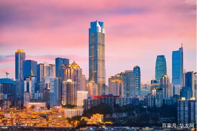 重庆市归国华侨联合会,各区县融媒体中心联合推出的"喜爱重庆的100个