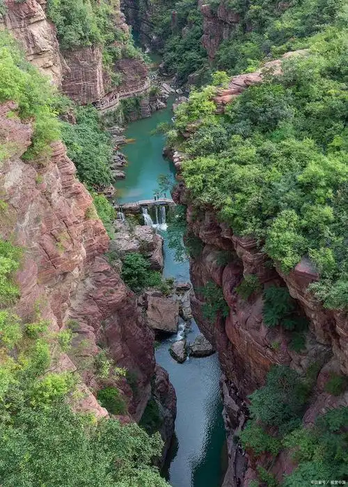 山西省长治市壶关太行山大峡谷八泉峡景区:自然奇观壮丽交相辉映