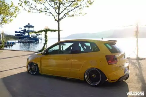 爆改宽体polo gti,不说人家还以为是辆高尔夫r20呢!