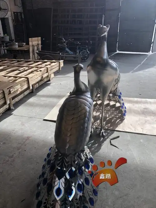 园林景观不锈钢孔雀雕塑 百鸟之王 - 知乎