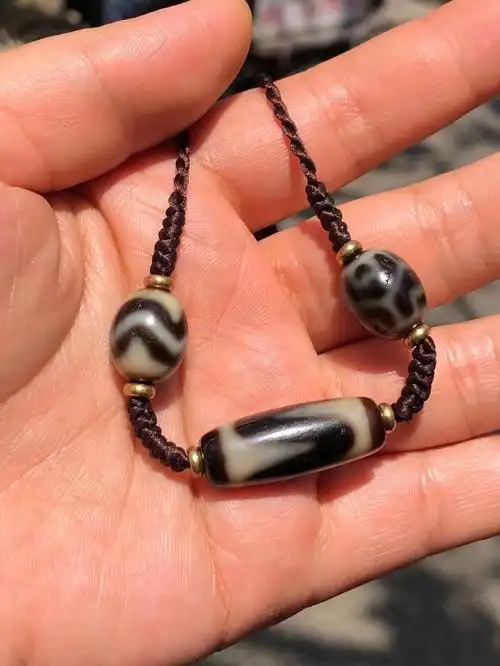 虎牙天珠锁骨链搭配完整如图尚品文