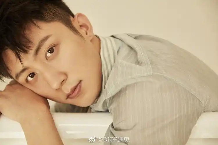 黄景瑜 迪奥2019夏季男装系列