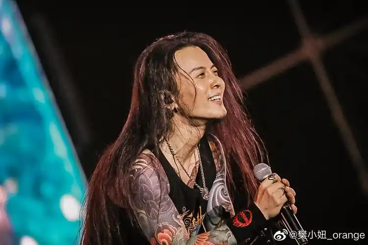 今夜我不关心人类我只想安利陈辉继续更