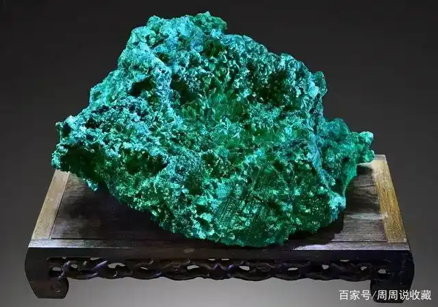 孔雀石质脆,佩戴,保养需要注意这几点