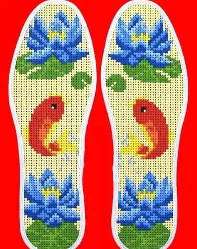 36款十字绣花样鞋垫,用针线传递心声!一种宝贵的民间艺术