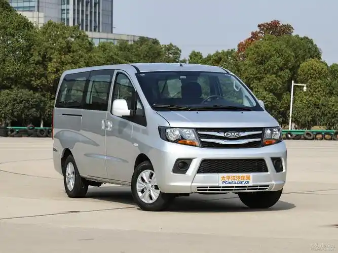 2020款plus创客版18l豪华型底盘好吗02瑞风m3购车手册