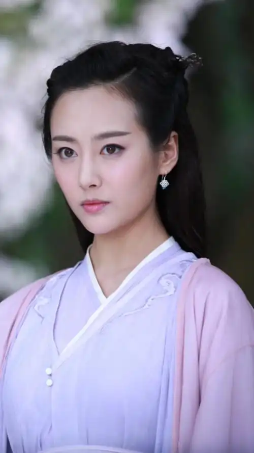 黑化不单单只有江玉燕让人印象深刻花千骨中的她也不错