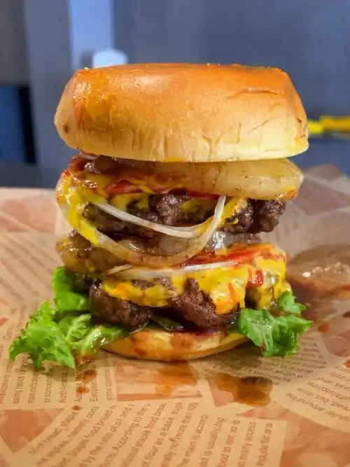 双层夏威芝士牛肉堡