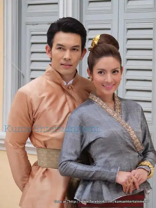 /p> p>17岁被选中当平面模特,2007年在《爱情花开》中首次担当女一号