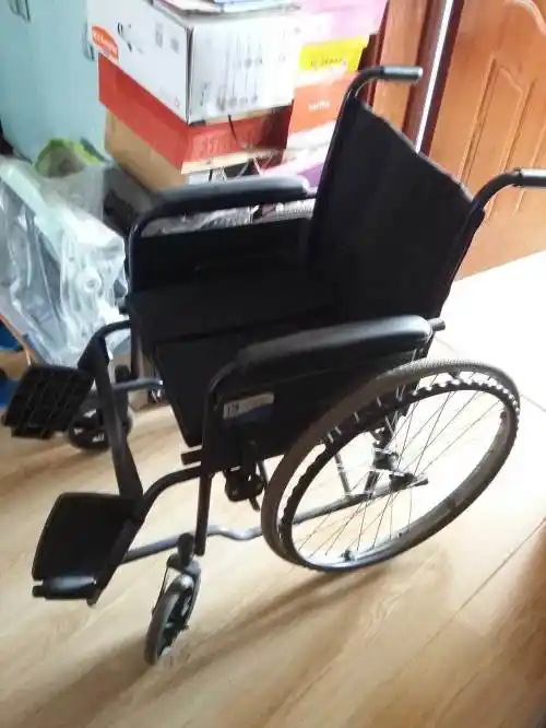 二手轮椅8成新转让