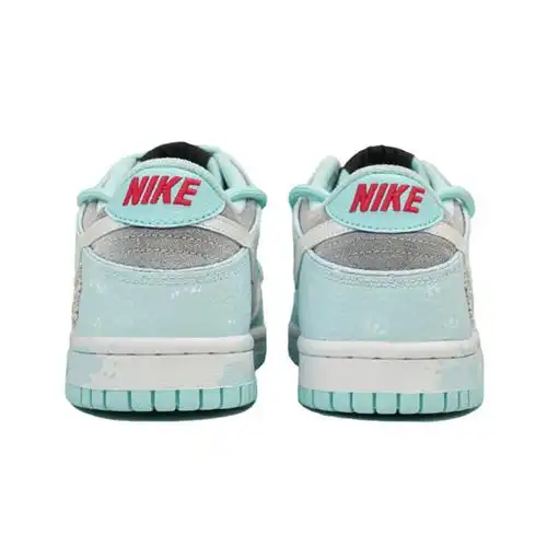 risk球鞋定制制得物同款nikedunk冰雪奇缘雪花浪漫其它鞋类