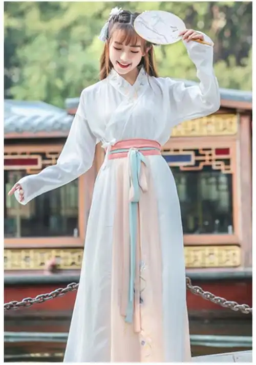 枳卿汉服女中国风仙气飘逸古风小个子樱花古装超仙改良连衣裙夏季薄款