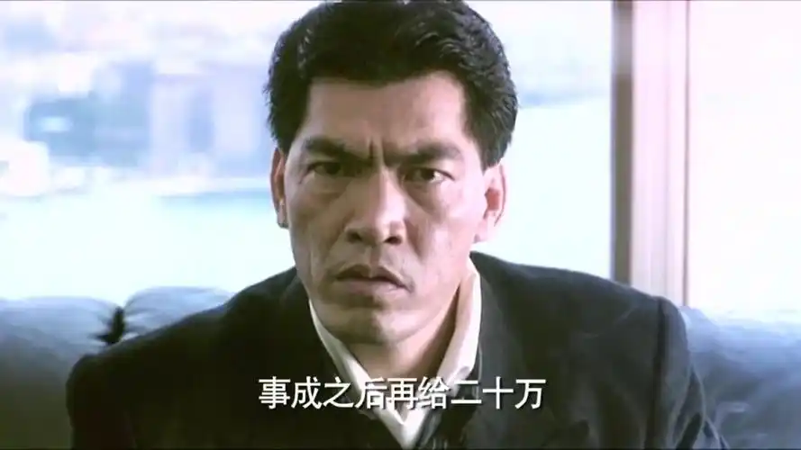 大傻哥意外发现恶灵的本体藏在魔图中赶紧把魔图给烧了