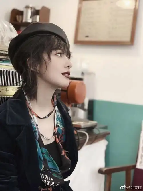 我好喜欢帅气的小姐姐555