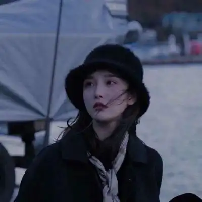 丧丧的头像女真人黑色高清温柔且丧的女生头像真人图片