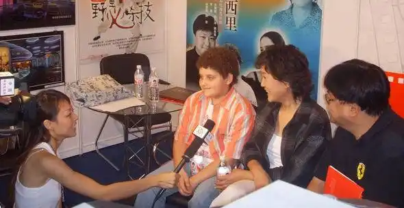 图文:《情归西西里》--接受中央电视台的采访