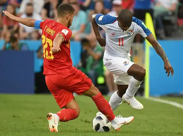 世界杯g组小组赛:英格兰队比利时队双双取胜