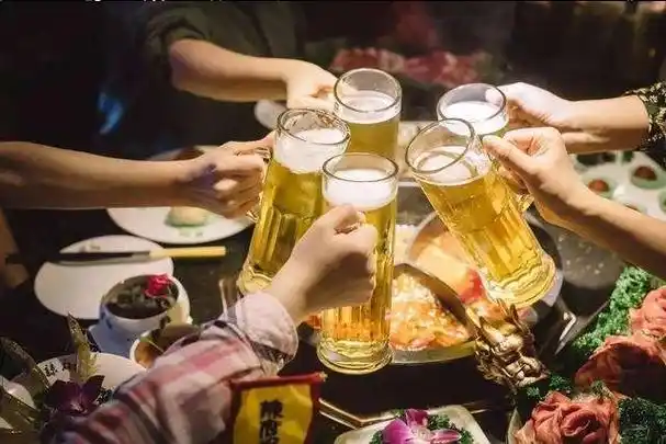 关于喝酒你需要知道的谣言和真相