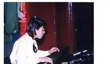 历史上"最残忍"的案件:"清华最完美"女生朱令,惨遭2次毒手_孙维_女孩