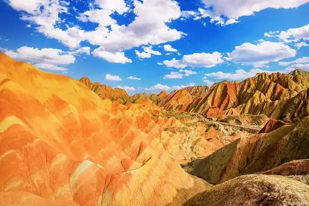 秋冬季的张掖丹霞有多美,爱人拍下绝美的图片