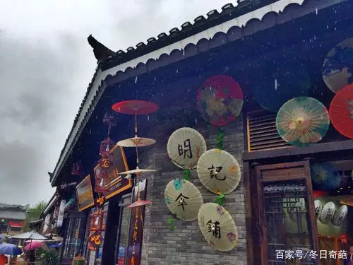 中国特色小镇最大黑马,丹寨万达小镇凭什么开业一年游客550万